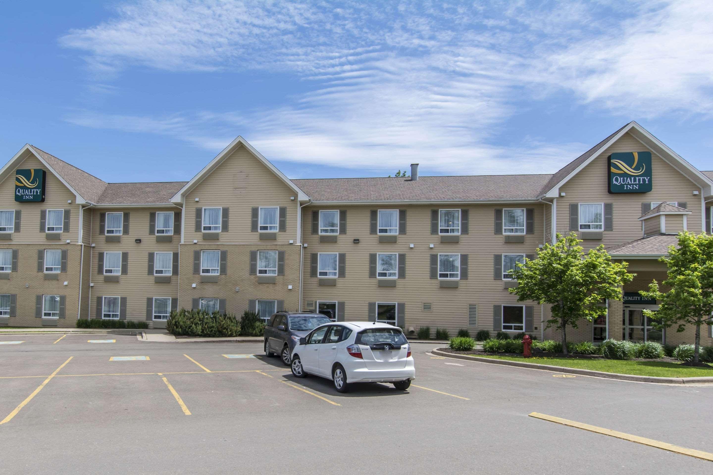 Quality Inn Airport Moncton Zewnętrze zdjęcie