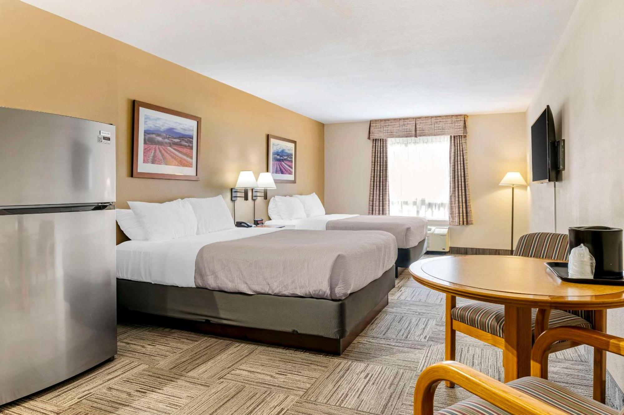 Quality Inn Airport Moncton Zewnętrze zdjęcie