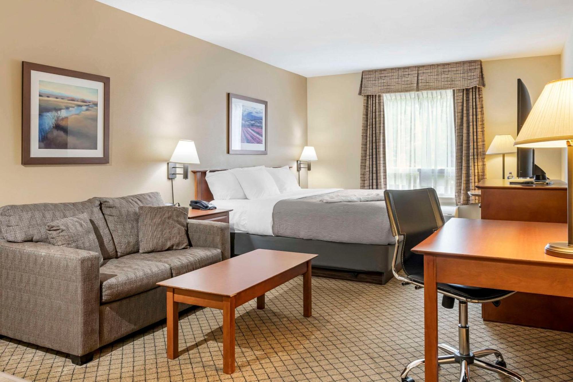 Quality Inn Airport Moncton Zewnętrze zdjęcie